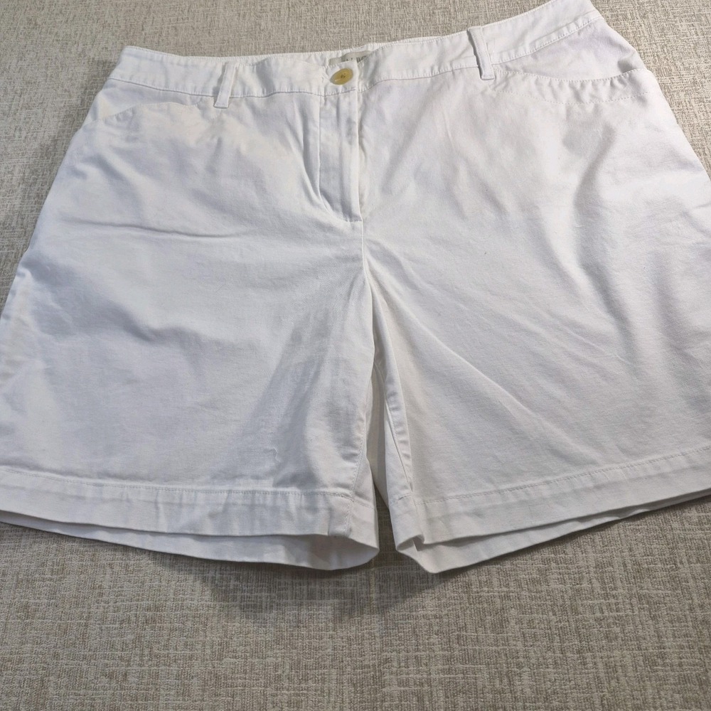 Talbots Women's White Flat Front Cotton Chino Shorts Size 14